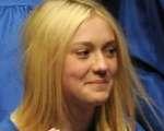 Dakota Fanning se ha graduado