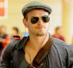 Kellan en el Aeropuerto