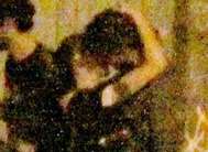 Rob y Kristen Besandose